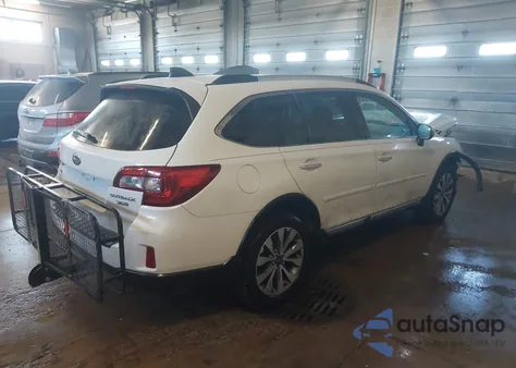 2017 Subaru Outback 3.6R Touring z USA, uszkodzony, nr VIN 4S4BSETC5H3301553
